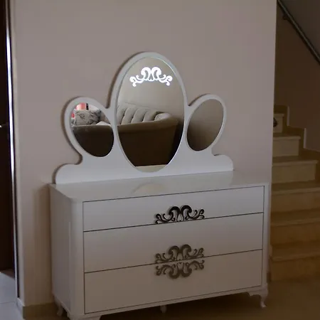 דירה Palaiologou Panorama Mantamádos